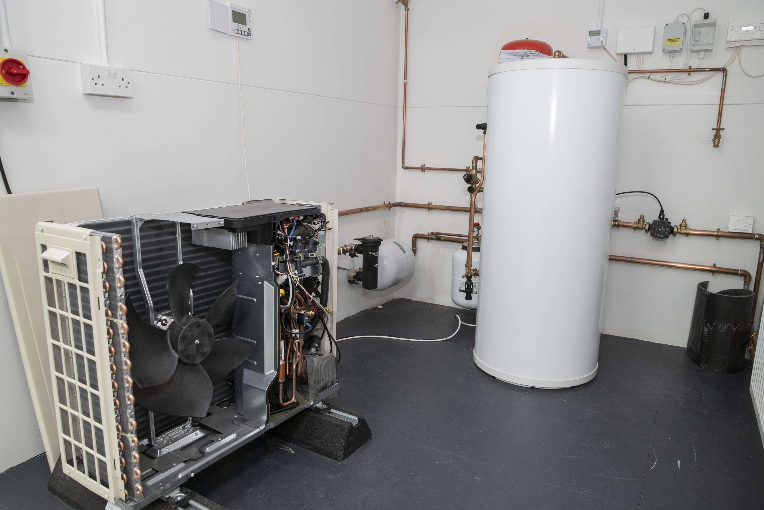 Hybrid Training Centre Liverpool - Gas, Plumbing, Electrical & Renewables
